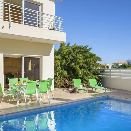 ヴィラ Imagine You And Your Family Renting This Luxury In Protaras, Minutes From The Beach, 1477 プロタラス