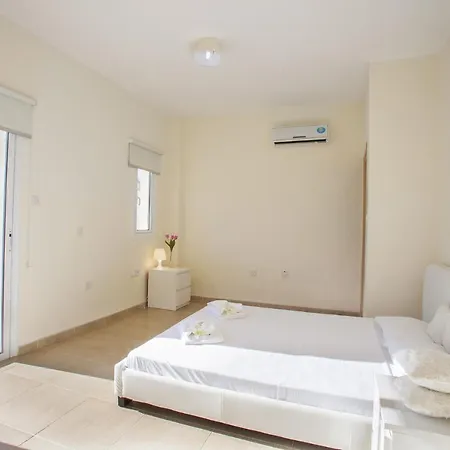 Imagine You And Your Family Renting This Luxury In Protaras, Minutes From The Beach, 1477